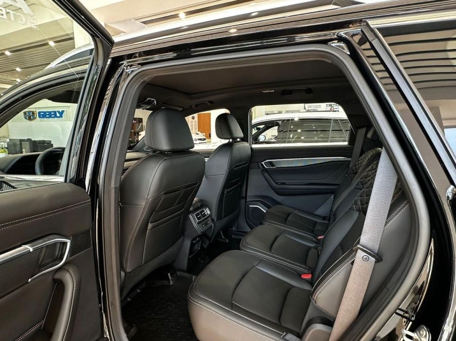 Geely Okavango Flagship 2.0 РКПП, 2024 фото 10