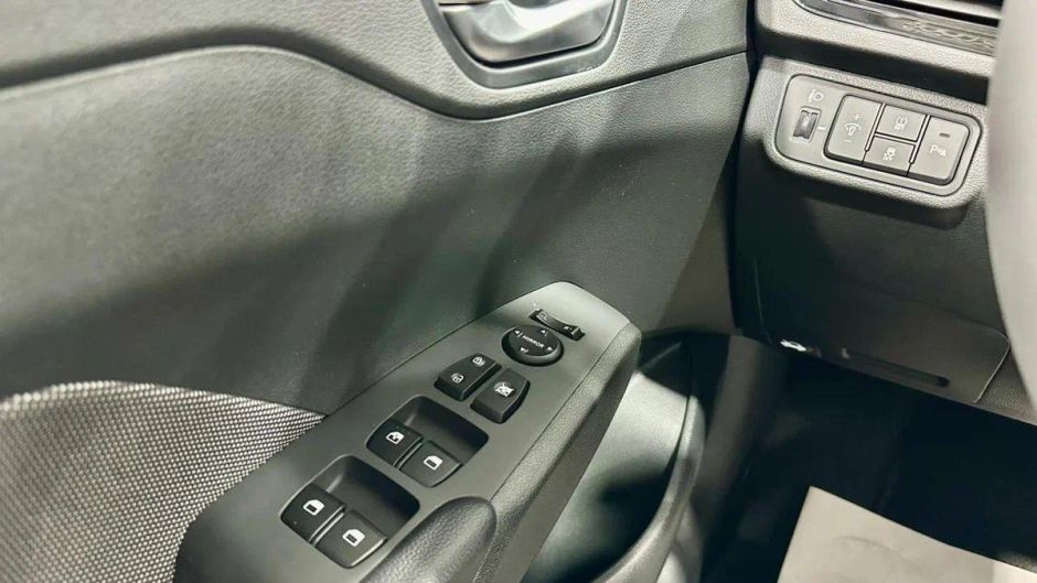 Solaris HS Elegance 1.6 АКПП, 2024 фото 9