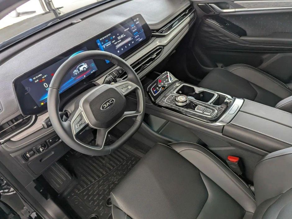 JAC JS6 Luxury 1.5 РКПП, 2024 фото 9