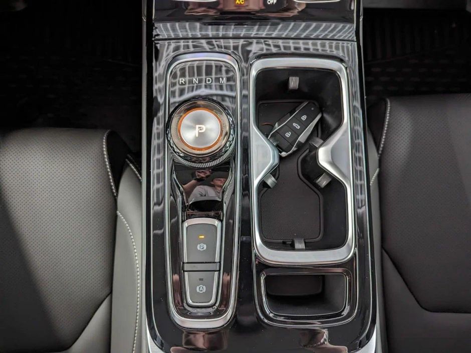 JAC JS6 Luxury 1.5 РКПП, 2024 фото 14