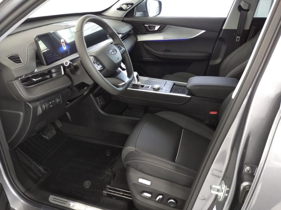 Chery Tiggo 7 Pro Max Ultra AWD 1.6 РКПП, 2024 фото 6