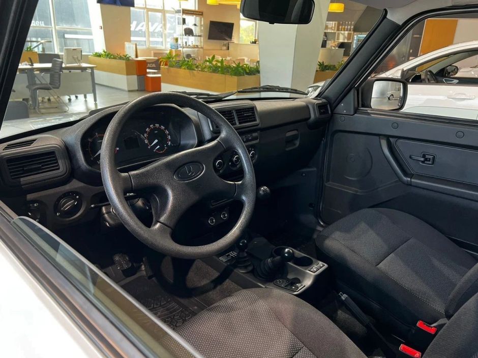 LADA Niva Legend Luxe'24 1.7 МКПП, 2025 фото 9