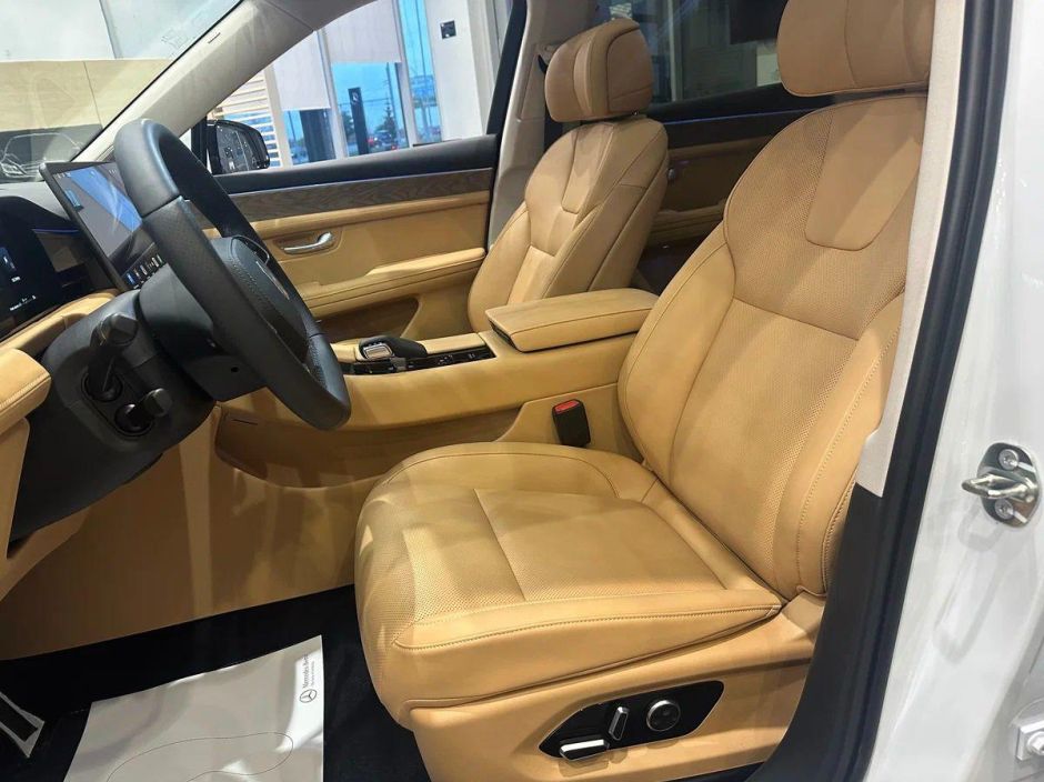 Aito M5 Supreme 1.5 АКПП, 2024 фото 5