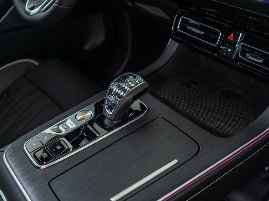 GAC GS8 GX Premium 2.0 АКПП, 2024 фото 7