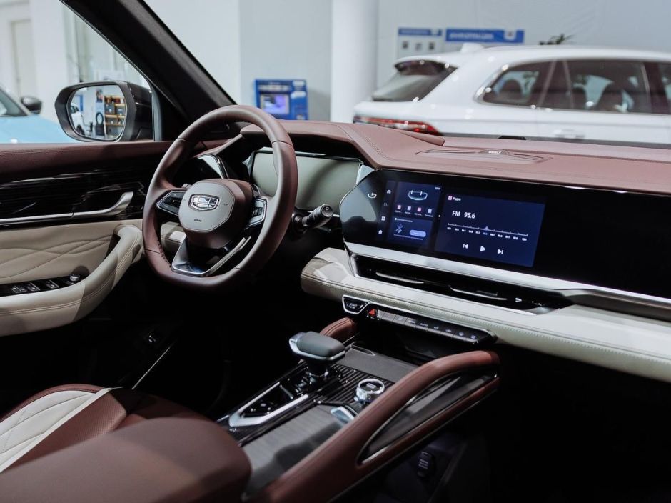 Geely Monjaro Flagship 2.0 АКПП, 2024 фото 10