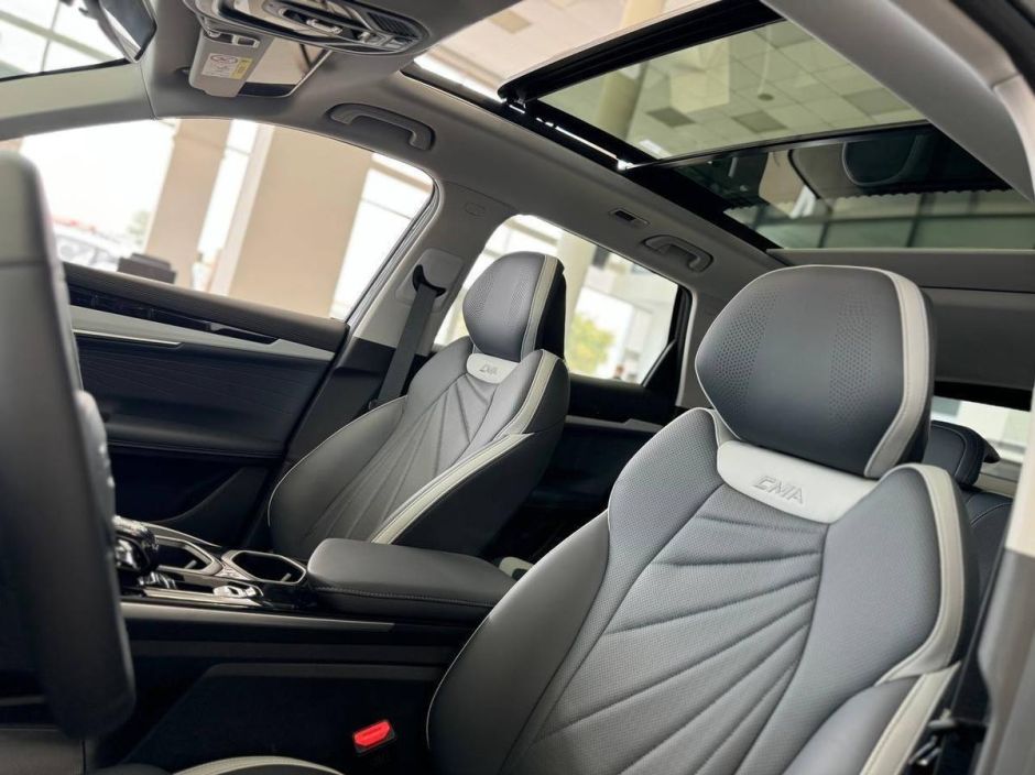 Geely Atlas Flagship 2.0 РКПП, 2024 фото 8