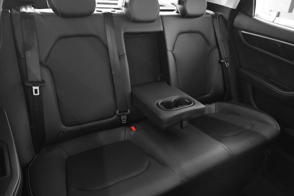 JAC J7 Luxury 1.5 CVT, 2024 фото 6