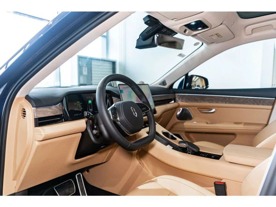 Aito M5 Supreme 1.5 АКПП, 2024 фото 5