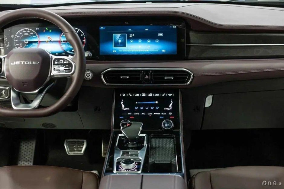 JETOUR X90 Plus Luxury 1.6 РКПП, 2024 фото 6