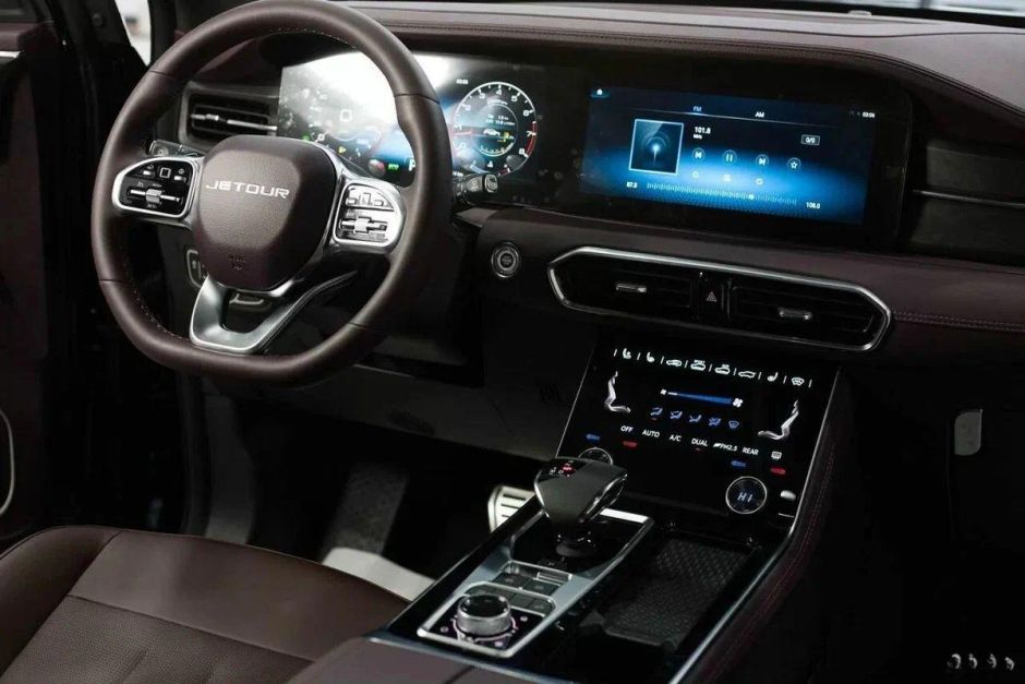 JETOUR X90 Plus Luxury 1.6 РКПП, 2024 фото 7