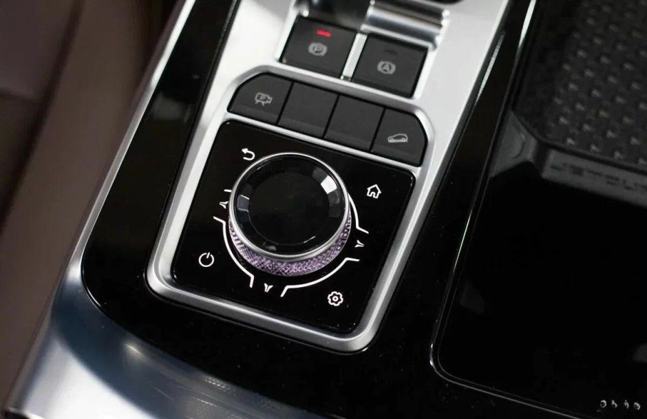 JETOUR X90 Plus Luxury 1.6 РКПП, 2024 фото 16