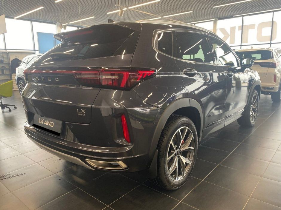 EXEED LX Luxury 1.5 CVT, 2024 фото 3