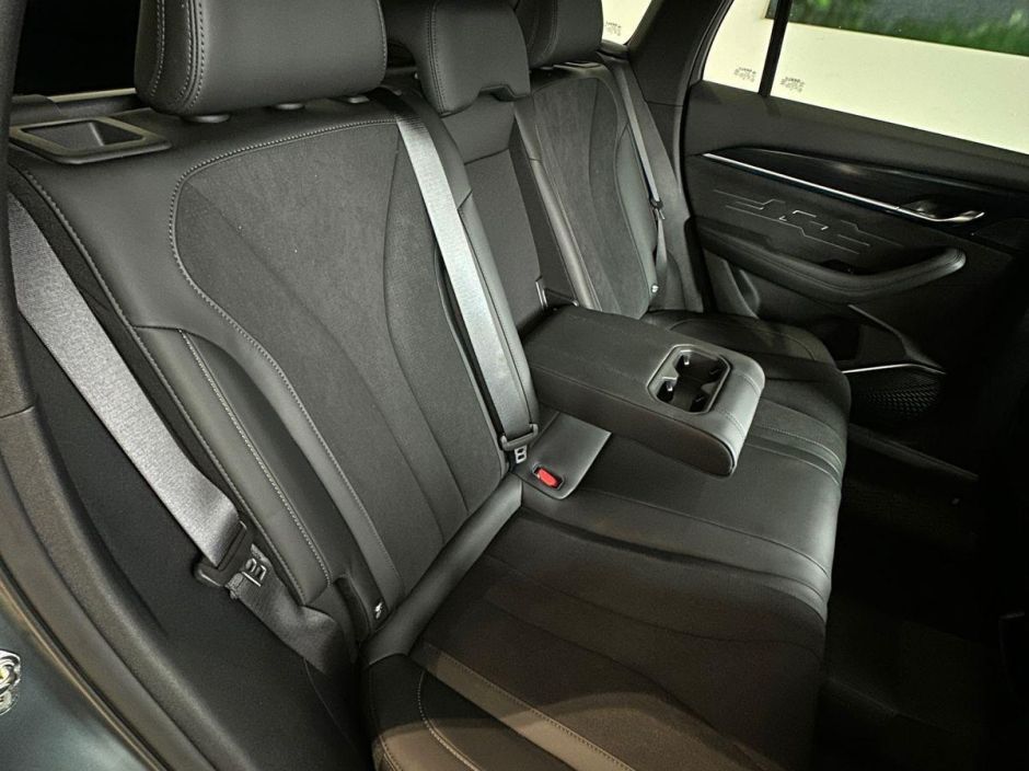 Geely Monjaro Exclusive 2.0 АКПП, 2024 фото 9