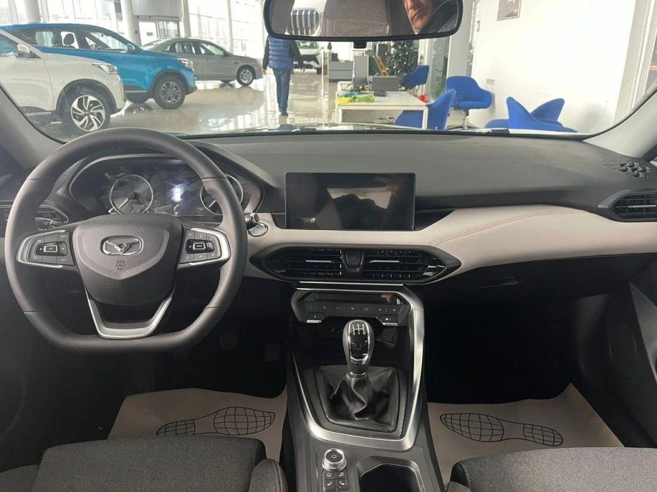 Kaiyi E5 Standard 1.5 МКПП, 2024 фото 6