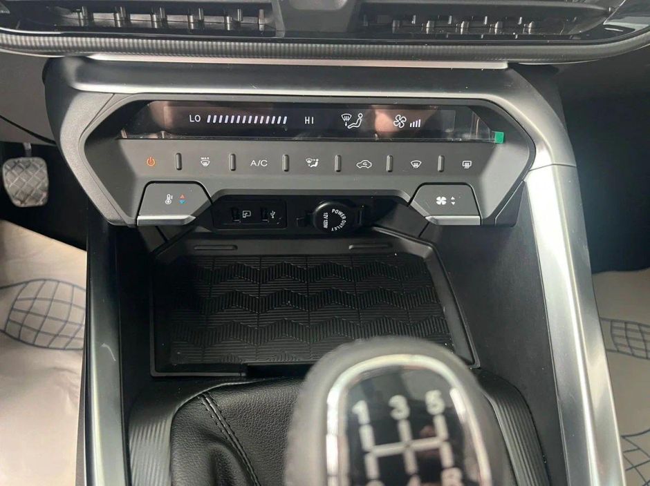 Kaiyi E5 Standard 1.5 МКПП, 2024 фото 8