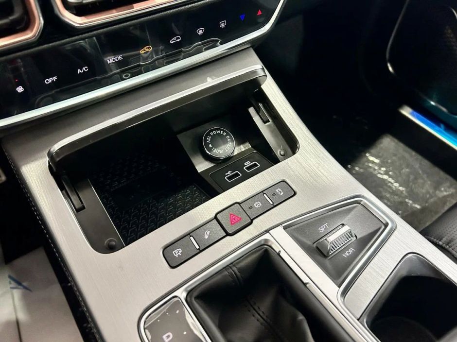 JETOUR X70 Plus Comfort 1.6 РКПП, 2024 фото 16