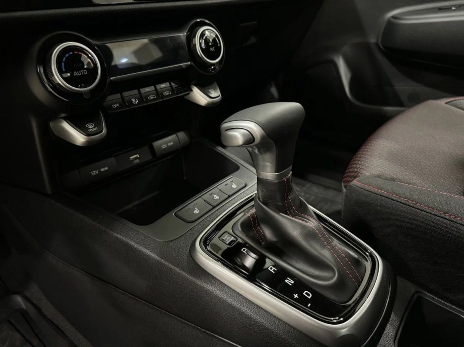 Solaris KRX Style 1.6 АКПП, 2024 фото 8