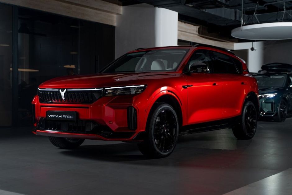 Voyah Free EVR Sport Edition 1.5 АКПП, 2024 фото 1