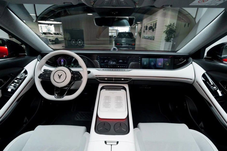 Voyah Free EVR Sport Edition 1.5 АКПП, 2024 фото 9