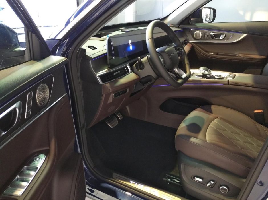 Chery Tiggo 8 Pro Max Ultimate 4WD 2.0 РКПП, 2024 фото 6