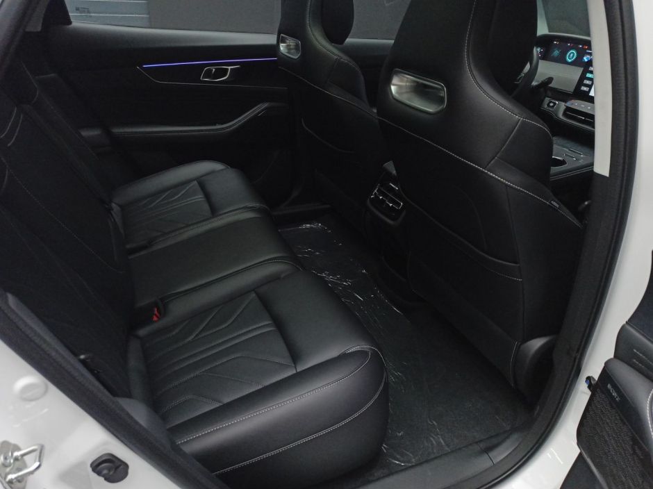 Changan UNI-K Luxe 2.0 АКПП, 2024 фото 10