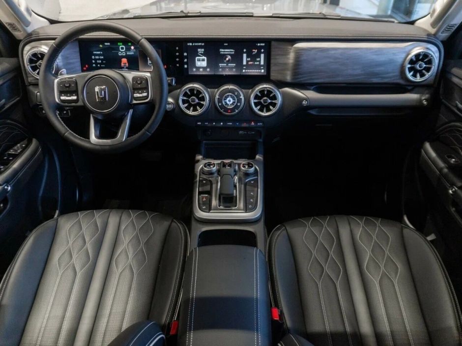 Tank 300 City Adventure 2.0 АКПП, 2024 фото 12