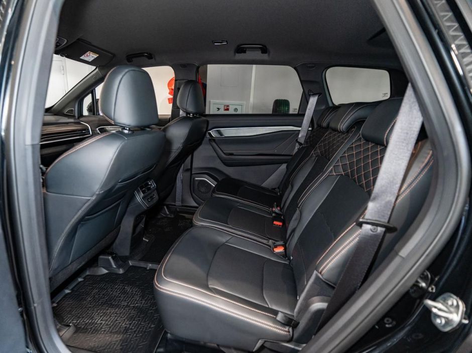 Geely Okavango Luxury 2.0 РКПП, 2024 фото 10