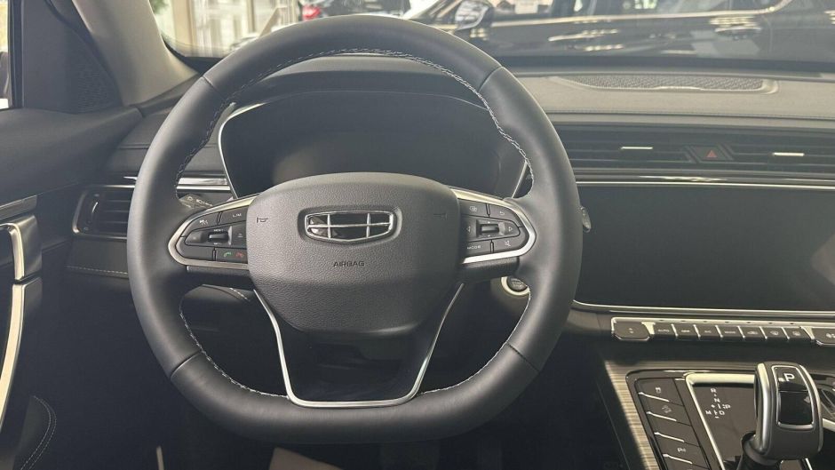 Geely Atlas Pro Comfort 1.5 АКПП, 2024 фото 6