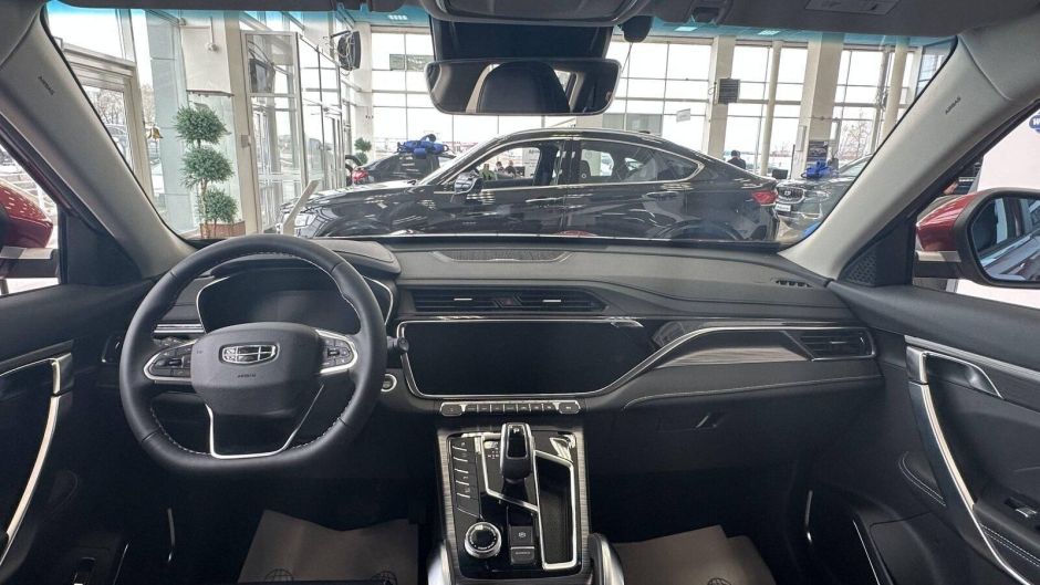 Geely Atlas Pro Comfort 1.5 АКПП, 2024 фото 7