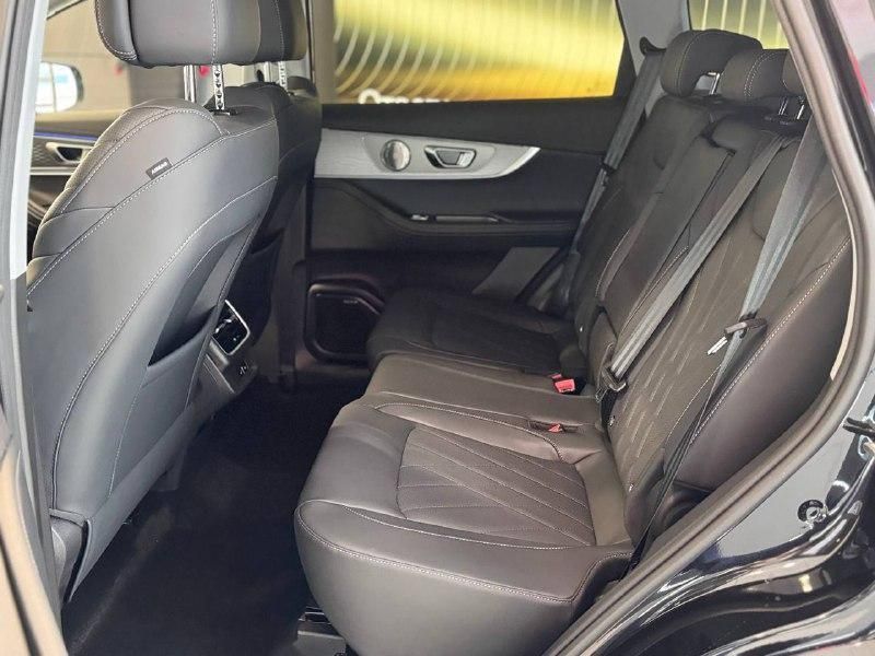 Chery Tiggo 8 Pro Max Ultimate 4WD 2.0 РКПП, 2024 фото 5