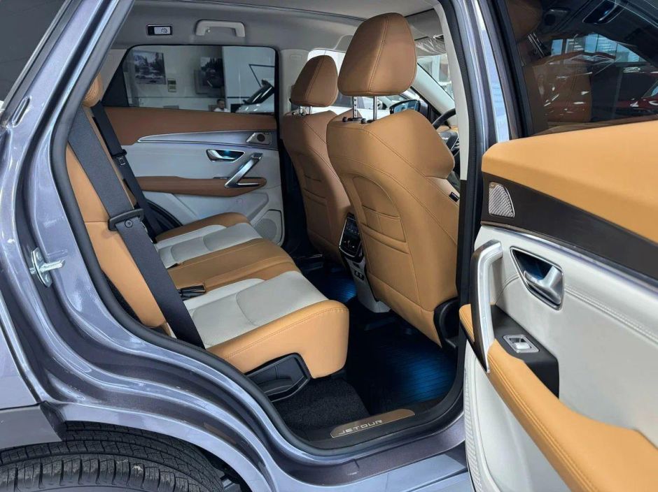 JETOUR X70 Plus Premium 1.6 РКПП, 2024 фото 19