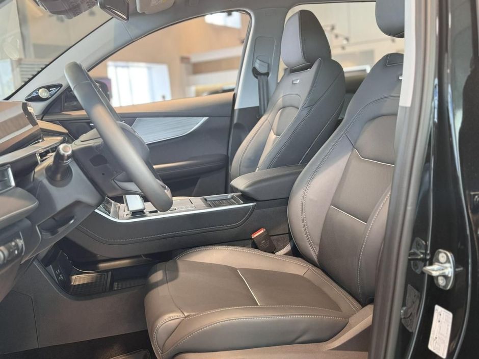 Chery Tiggo 7 Pro Plug-in Hybrid Ultimate 1.5 АКПП, 2025 фото 7