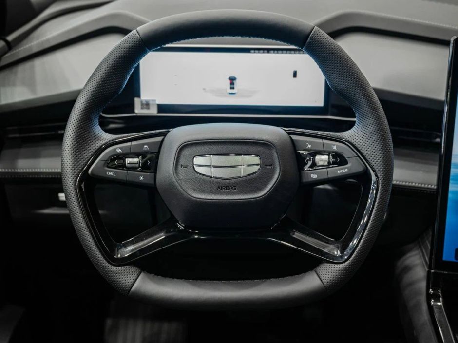 Geely Cityray Luxury 1.5 РКПП, 2024 фото 11