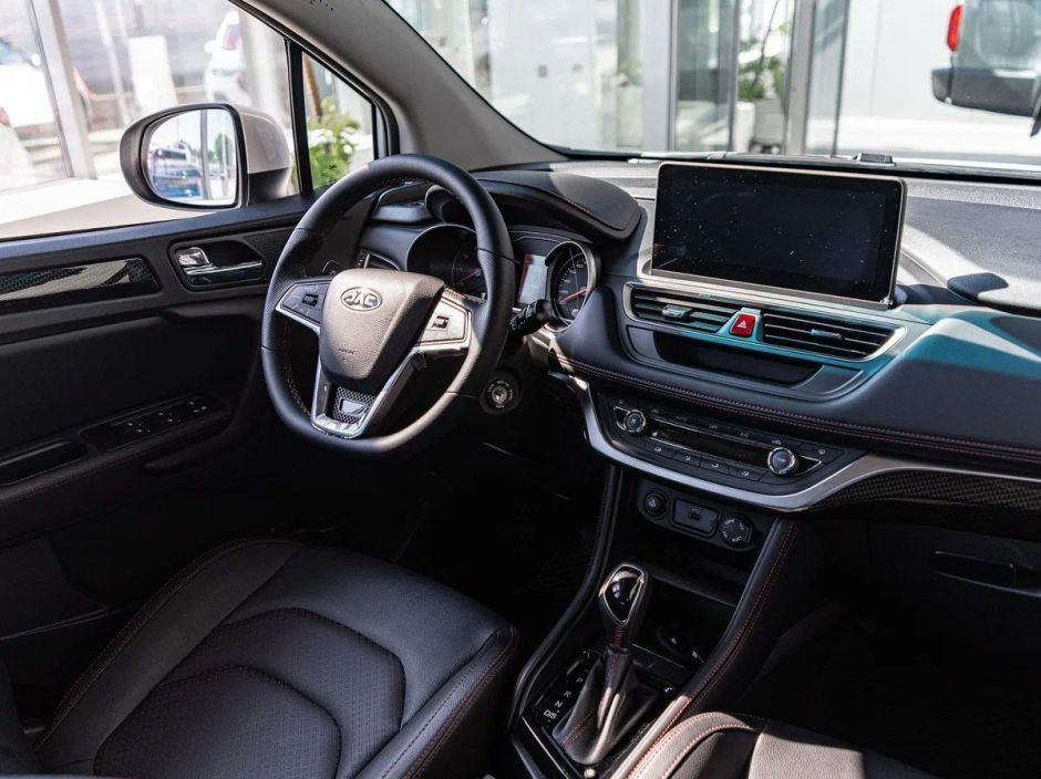 JAC JS3 Luxury 1.6 CVT, 2024 фото 9