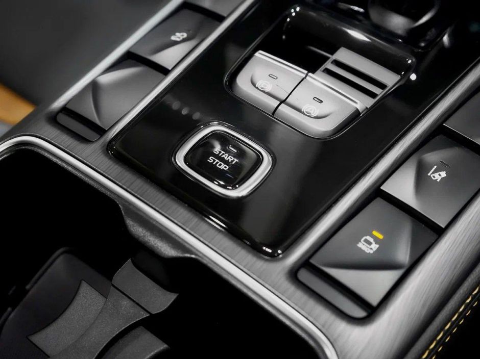 FAW Bestune T77 Luxury (DCT) 1.5 РКПП, 2024 фото 10