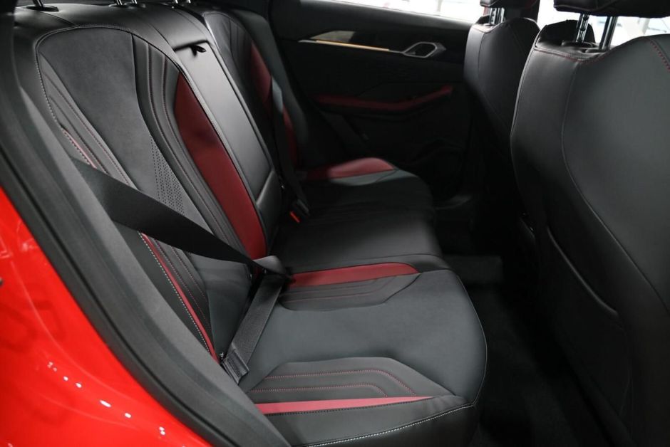 Geely Coolray Exclusive 1.5 РКПП, 2024 фото 12