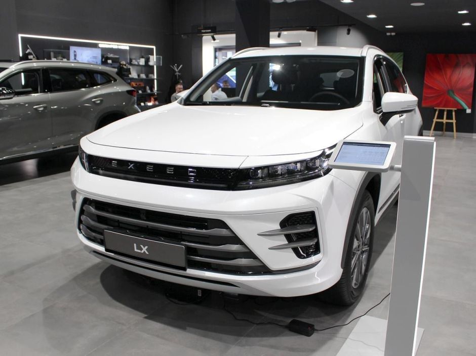 EXEED LX Prestige Plus 1.5 CVT, 2024 фото 1