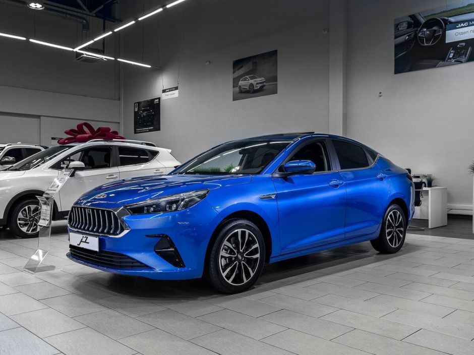 JAC J7 Luxury 1.5 CVT, 2024 фото 1