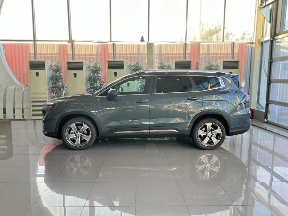 Geely Okavango Flagship 2.0 РКПП, 2024 фото 3