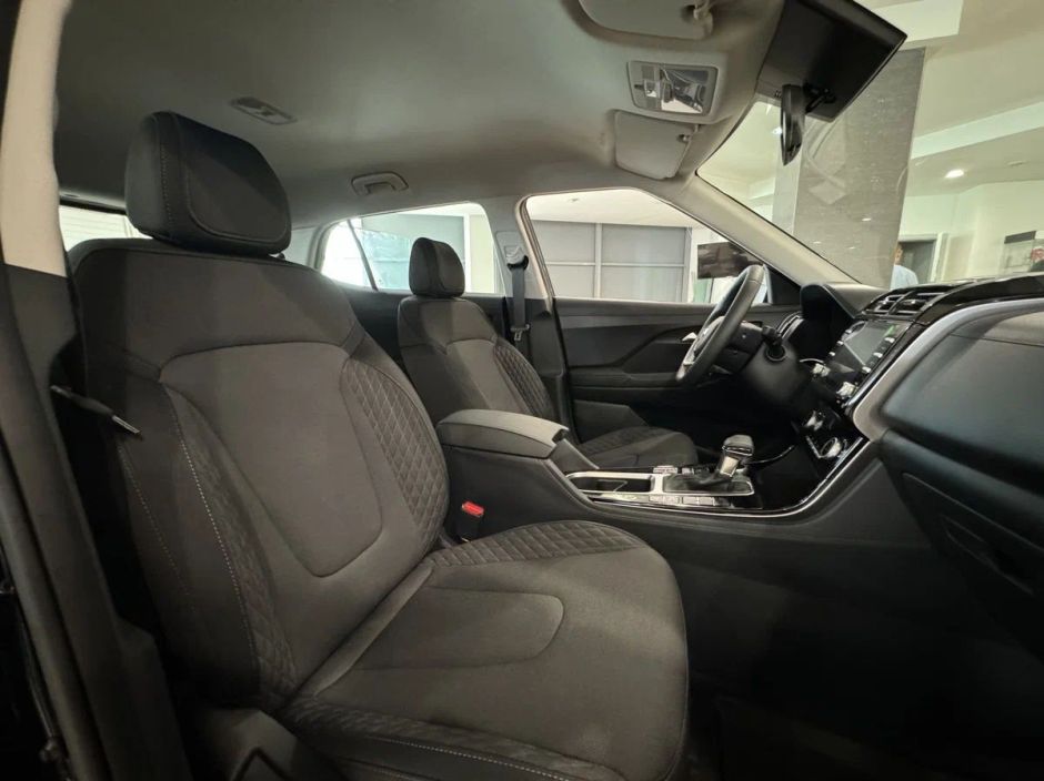 Solaris HC Lifestyle 2.0 АКПП, 2024 фото 8