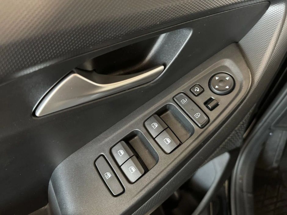 Solaris HC Lifestyle 2.0 АКПП, 2024 фото 10