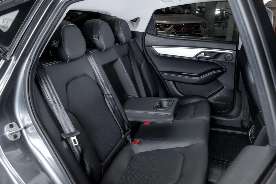 JAC J7 Luxury 1.5 CVT, 2024 фото 11