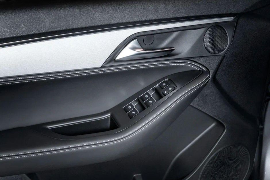 JAC J7 Luxury 1.5 CVT, 2024 фото 18