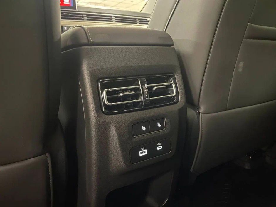 JETOUR X70 Luxury 1.5 РКПП, 2024 фото 11