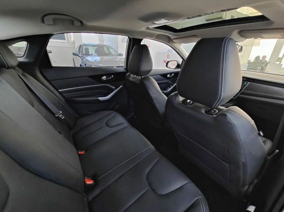 Venucia D60 Plus Elite 1.6 CVT, 2024 фото 11