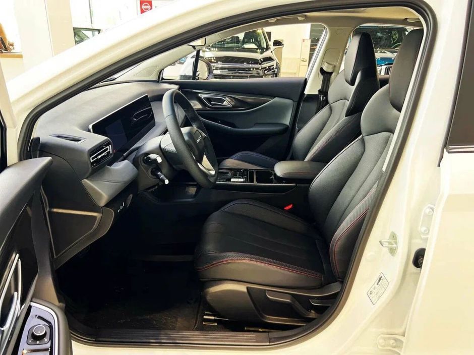 BAIC U5 Plus Honor CNG 1.5 CVT, 2024 фото 11