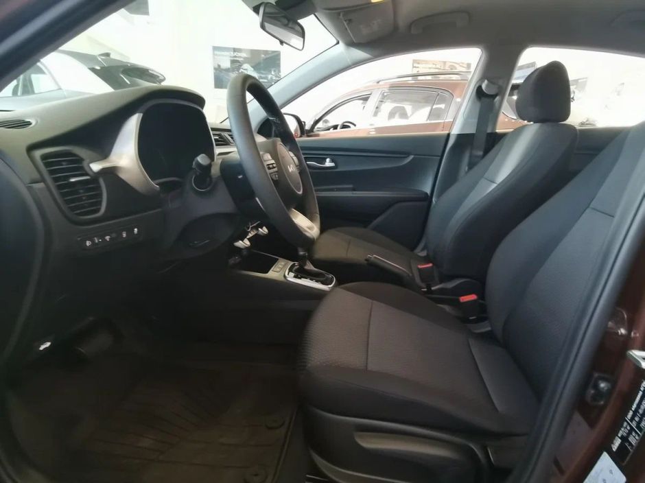 Solaris KRS Luxe AV 1.6 АКПП, 2024 фото 5