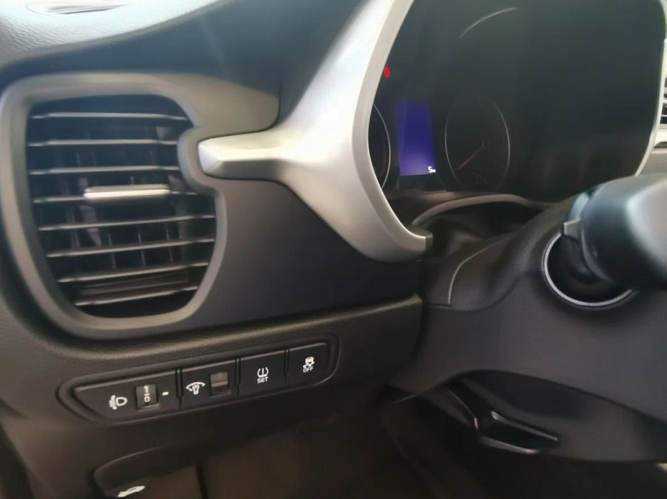 Solaris KRS Luxe AV 1.6 АКПП, 2024 фото 11