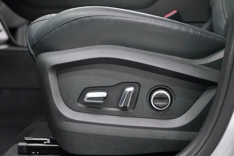 Chery Tiggo 4 Pro Style 1.5 CVT, 2024 фото 16