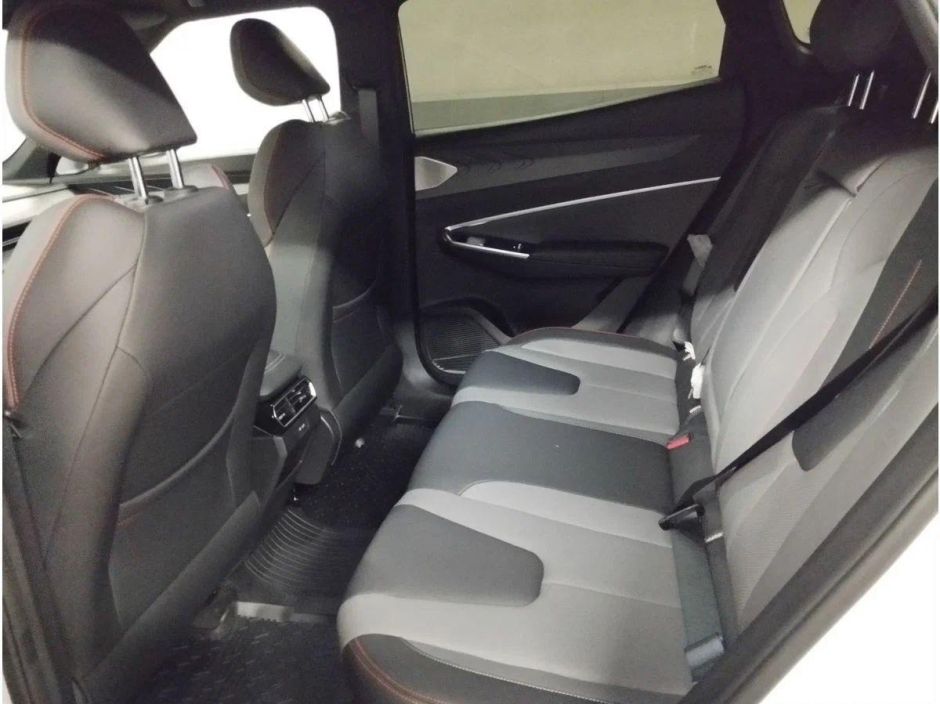 Geely Cityray Flagship 1.5 РКПП, 2024 фото 6